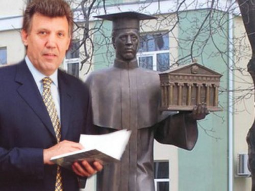 Кивалов памятник