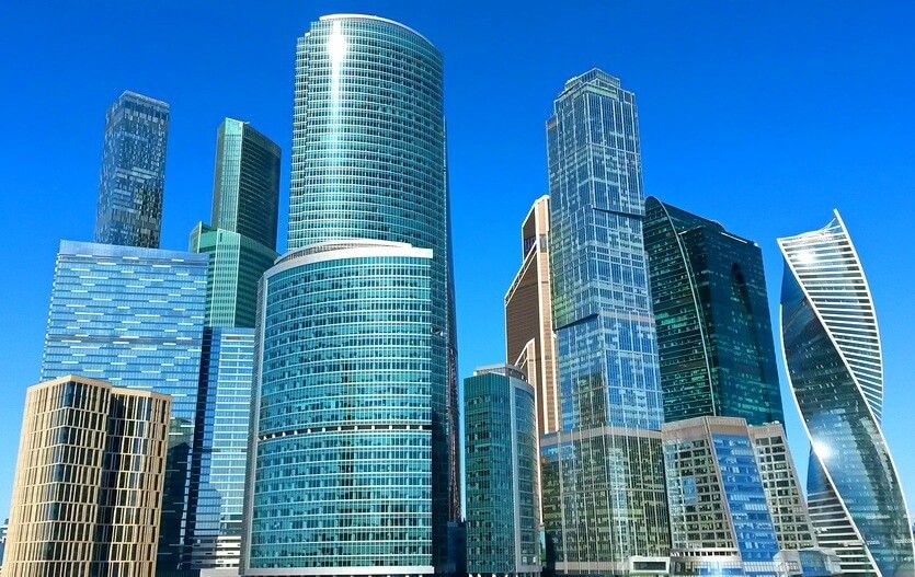 Строительство небоскребов в России невозможно без импорта высококачественного стекла qkkidddiqqeiqrtkmp